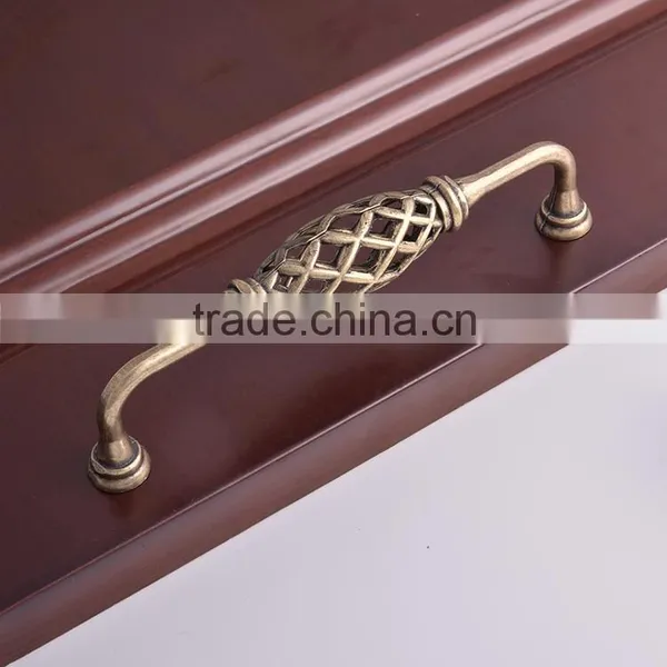 Zhejiang Antique Bedroom Furniture Cabinet Vintage Drawer Copper Bird Cage Handles photo-3