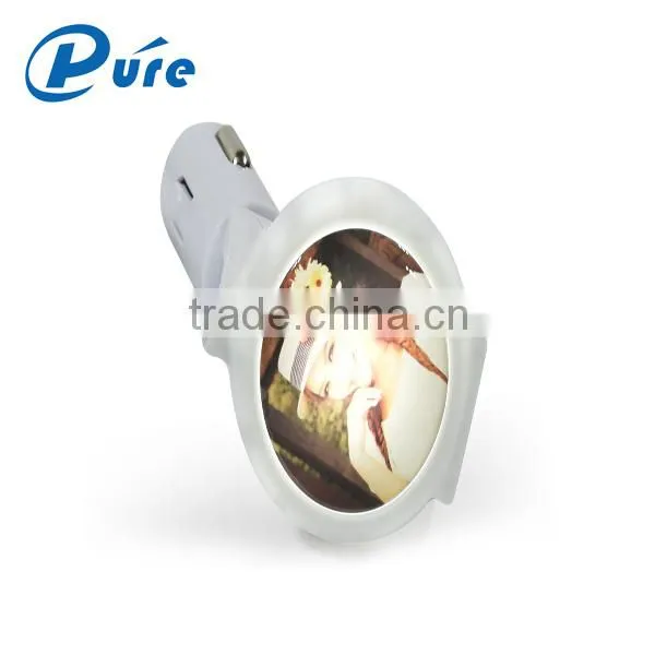 2 Port Car Charger Wholesale Charger for Mobile Phone/PSP/GPS/Digital Camera Charger