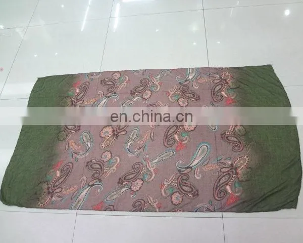 2014 New Style Fashion Printing Scarves Stole Shawl Scarf Factory China photo-2