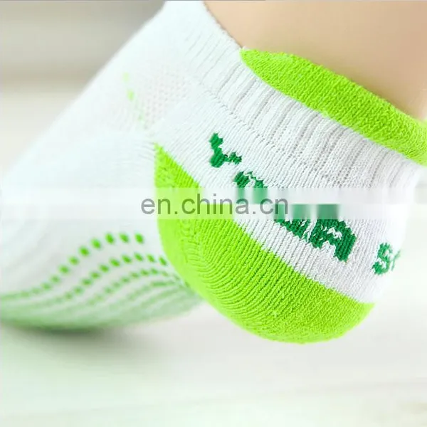 Silicone Dot Cotton Non Slip Skid Yoga Pilates Socks With Grips Cotton for Women photo-2