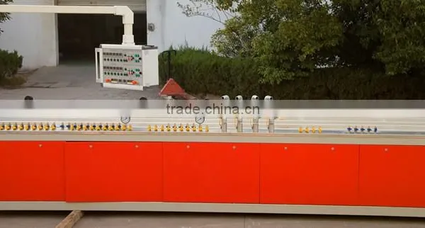 The Energy Saving Doule Downstream Equipment for Pull off and Cutting the Pvc Profiles photo-3