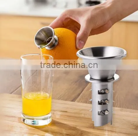 CY179 Potable Stainless Steel Fruit Vegetable Tools Lemon Juicer Manually Squeezers photo-2