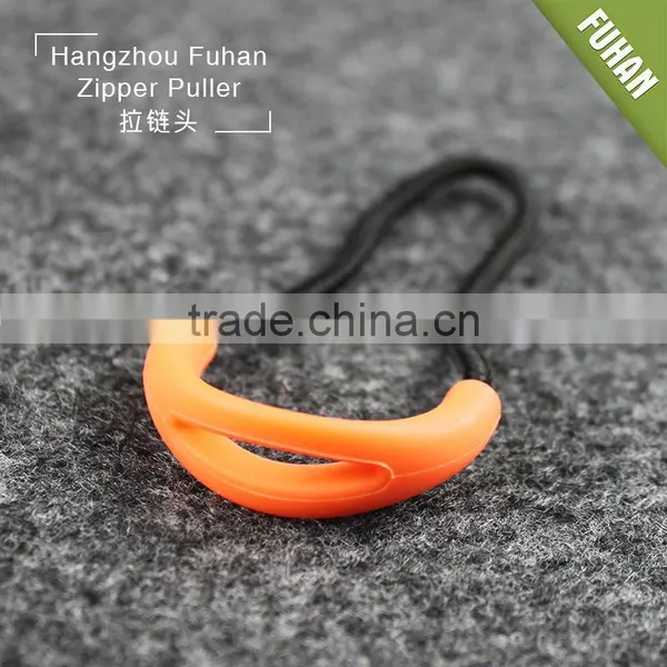 Popular Brand Name Design Plastic Zipper Pullers for Clothing photo-5