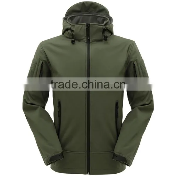 Wholesale Customized Outdoor Mens Hooded Winter Softshell Jacket