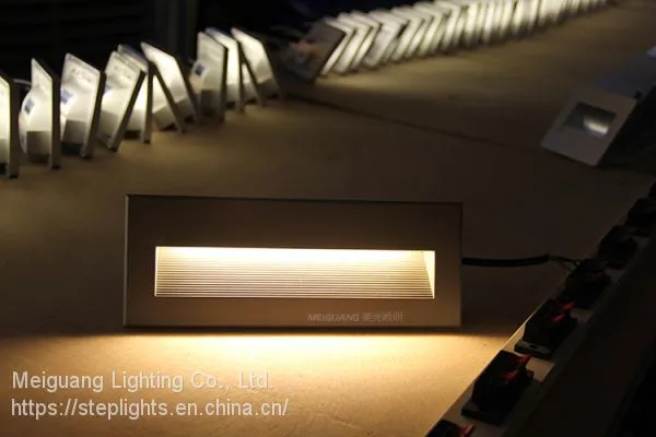 Square Led IP54 Recessed Stair Step Light photo-2