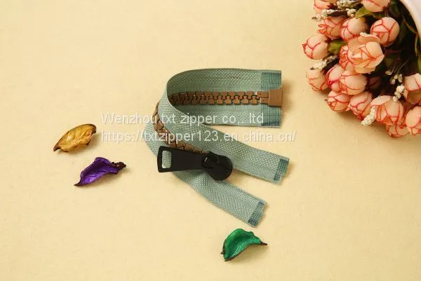 #15 #20 Plastic Zipper Close End photo-3