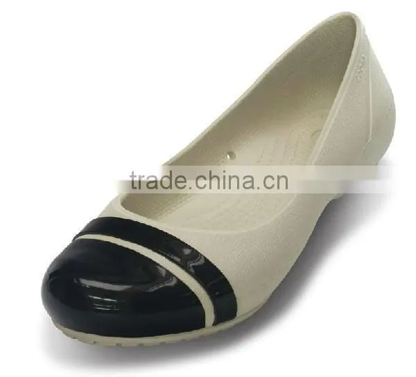 Single Color Eva Clogs Garden Shoes Injection Moulding Machine photo-2