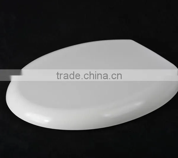 Wrapover uf Toilet Lid With Soft Close and Quick Release Functions photo-3