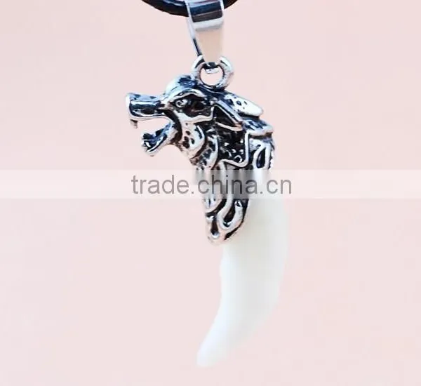 Tibet Punk Men's Cool Real Gothic Wolf Tooth Necklace Domineering Pendant photo-2