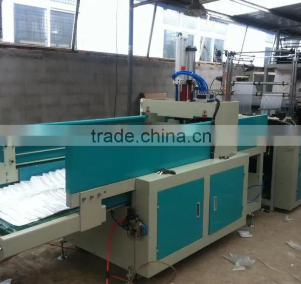GBDE-700 Factory Direct Easy Optional Full Automatic Punching Four Lines Pe Plastic Vest T-shirt Bag Making Machine photo-6