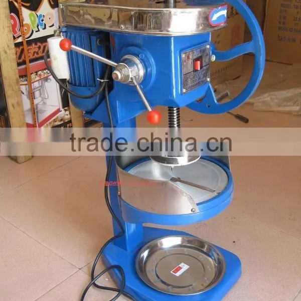 Shaved ice maker