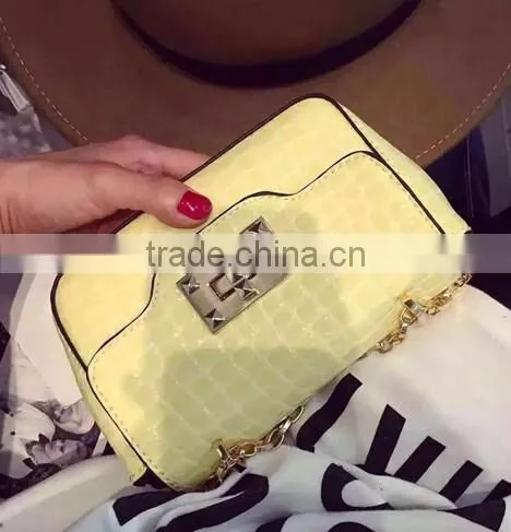 DY0090Z Europea Retro Snakeskin Chain Mini Bag photo-3