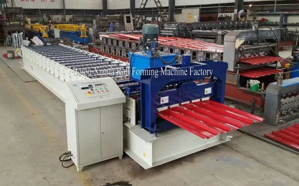 Color Steel Roll Forming Machine photo-3