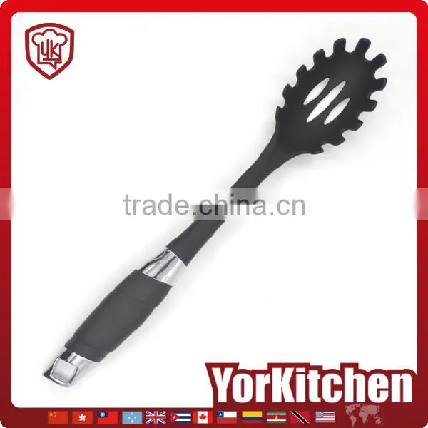 Hot Sales in Amazon Fashion Style Kitchen Cooking Nylon Spaghetti Server
