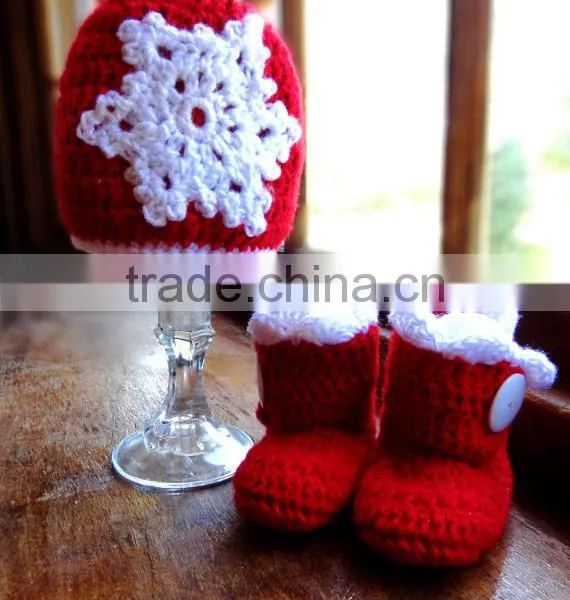 Wholesale Christmas Clothing Knitting Wool Baby Hat Bright Red Trimmed in White Shoes Baby Knitting Clothes photo-3