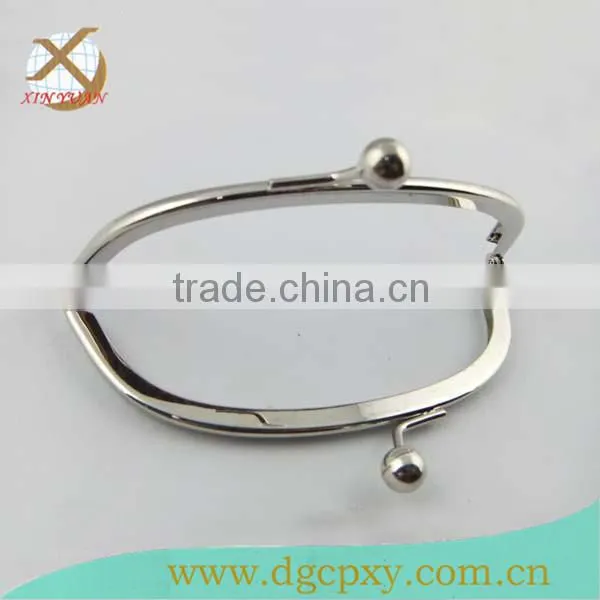 Beautiful Heavy Metal Bag Frame None Hole Frame With Ball Kiss Lock photo-3