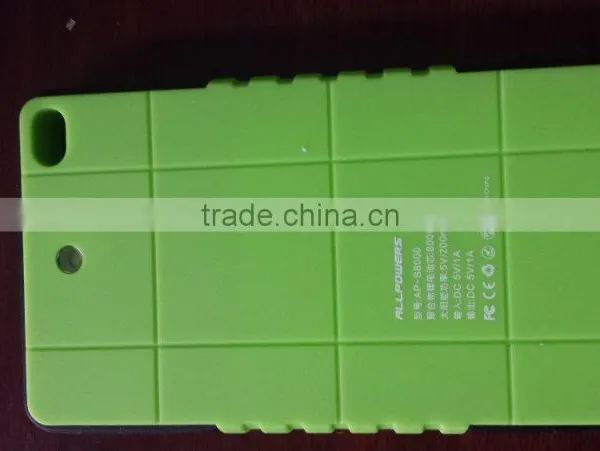 Outdoor Travel 12000mah Waterproof Solar Energy Mobile Phone Charger photo-3