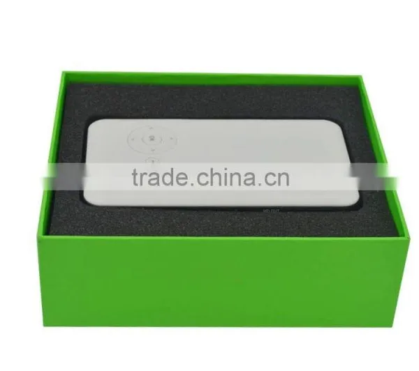 Foisontech Hot Built-in Battery LED Portable Pocket Micro Smart Projector for Home Use photo-4