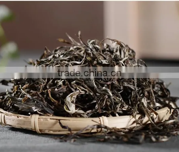 Chinese Raw Puer Cake Tea Spring Tea Leaves Loose Leaf Tea photo-6