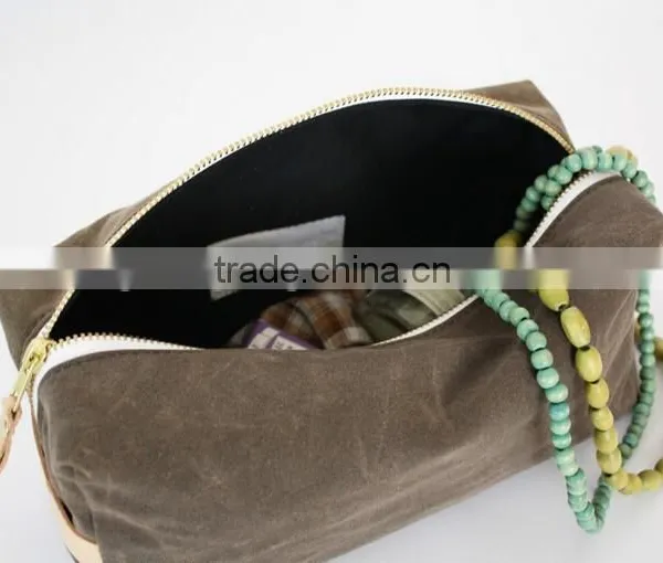 Personalized and High Quality Waxed Canvas Cosmetic Bag, Cosmetic Pouches , Cosmetic and Toiletry Storage Bags photo-6