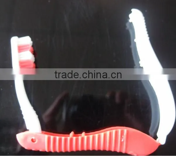 Foldable Travel Toothbrush photo-3