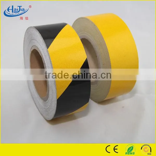 High Visible PVC Light Reflection Tape for Waring and Caution photo-3