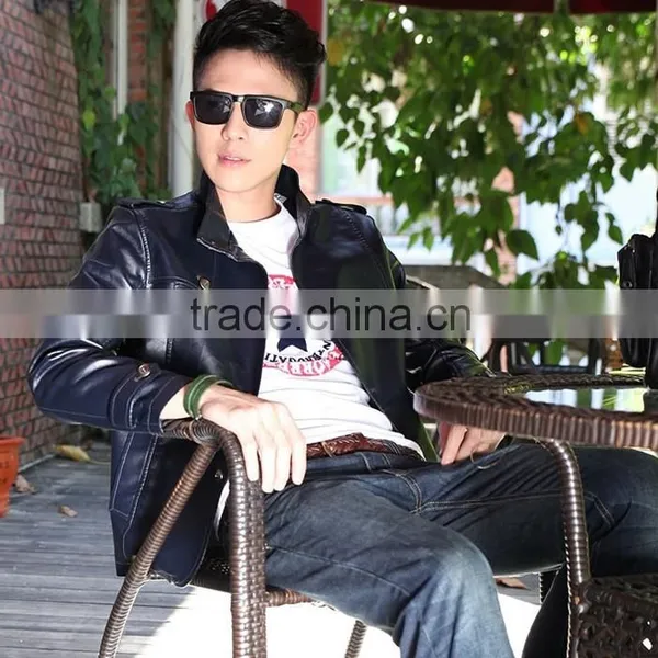 PU Casual Wear & Various Colur Effect on Surface for Man's