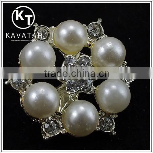 Elegant Crystal Rhinestone Brooch With Pearl photo-4