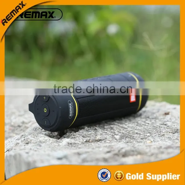 REMAX Sport Outdoor Bluetooth Speaker With Wireless Mic photo-2
