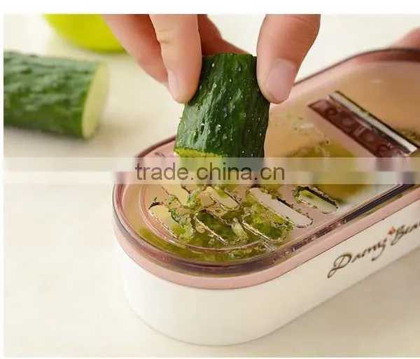 CY126 Mini Sharpener Shaped Beauty Mask Cucumber Slicer photo-3
