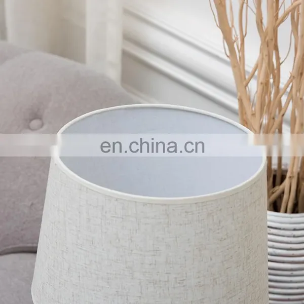 UK Simple Geometric Modeling Custom Iron Base Hotel Desk Light Cheap Silver Nightstand Lamp for Home Table photo-4
