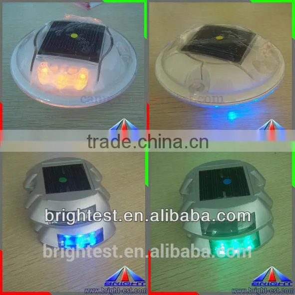 Hot Sale Aluminum Waterproof IP68 Cat Eye Reflective LED Traffic Solar Road Stud photo-4