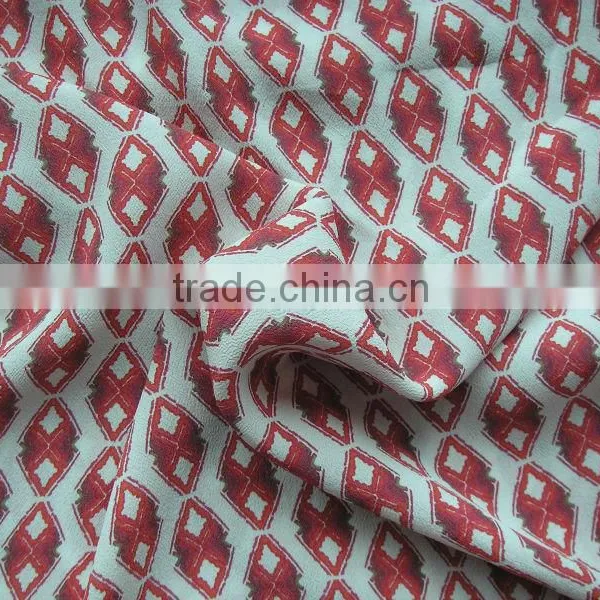 XDV1012 120D*120D VISCOSE CREPE PRINT WOVEN FABRIC photo-3