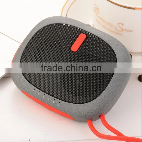 Cheapest Outdoor Wireless Bluetooth Speaker Outdoor Portable Charging Treasure Speaker SD Card Mini Speaker photo-2