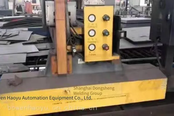 Used Dongsheng Gantry Cnc Plasma Flame Cutting Machine With Hypertherm Maxpro200 Plasma Power Supply photo-2
