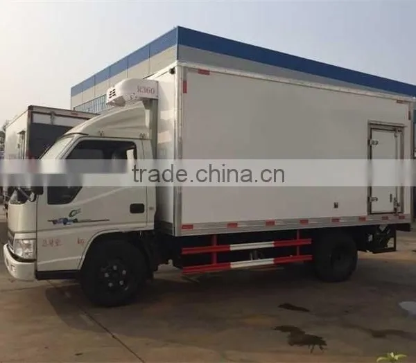 3ton JMC Refrigerated Truck With Hydraulic Lifting for Sale photo-4