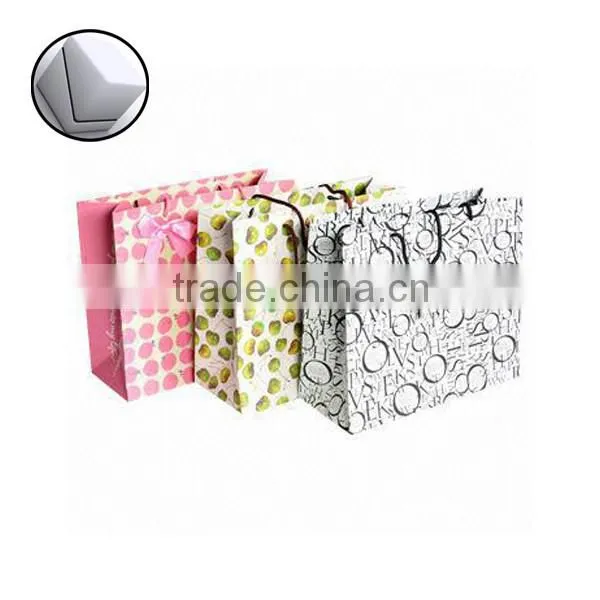 Custom Beautiful Paper Gift Bag Personalized Packaging photo-2
