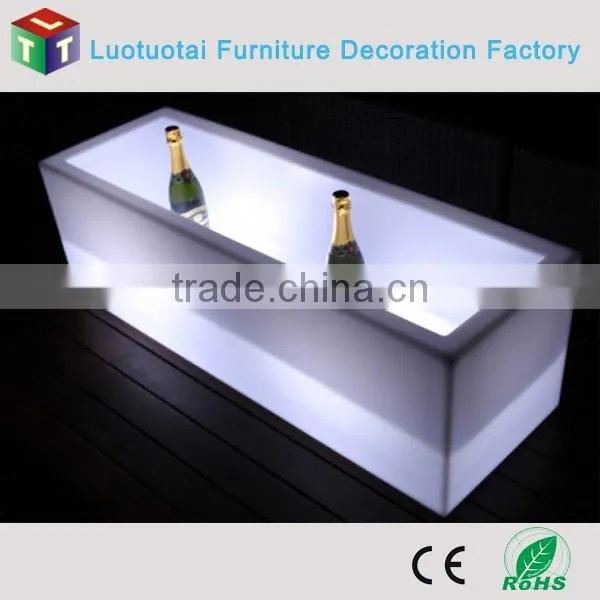 Modern New Design Illuminated Led Coolers for Bar photo-3