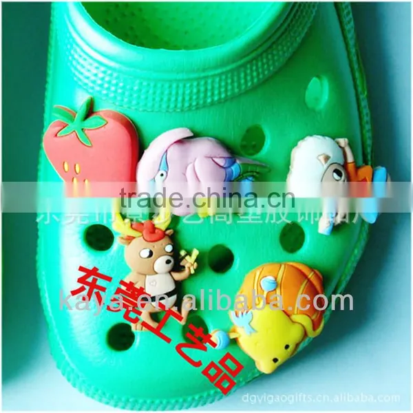 Factory Hot Saling PVC Shoe Buckle With Dog Shape/Festival Promotion Gifts photo-2