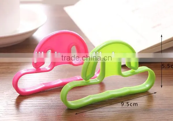 Hot Sale Bag Holder Carrier;fashion Plastic Bag Holder photo-4