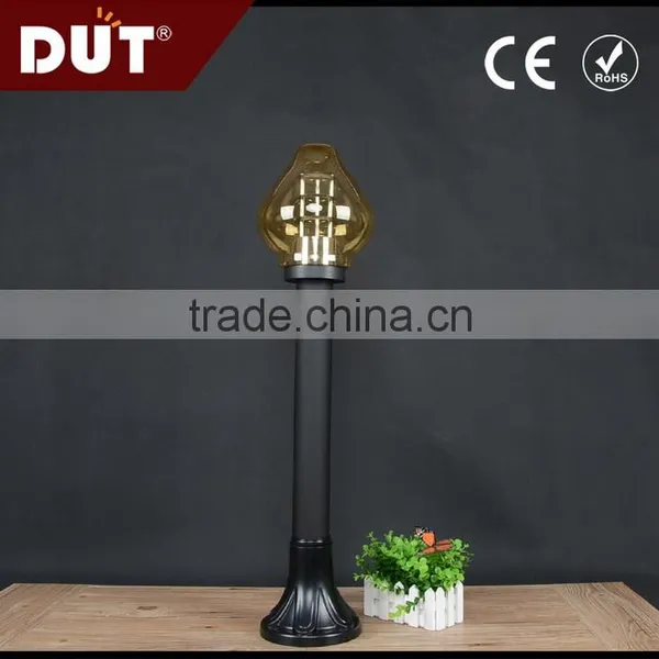 China Manufacturer Weathering-resistant Garden Use Plastic Lawn Lamp