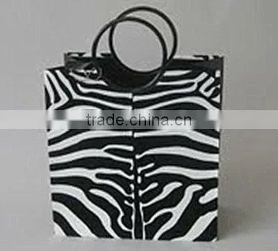 Durable Paper Shopping Bag With Special Cycle Plastic Handle