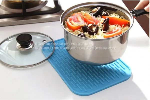 Popular Kitchenware Pink Rectangle Silicone Draining Mats photo-2