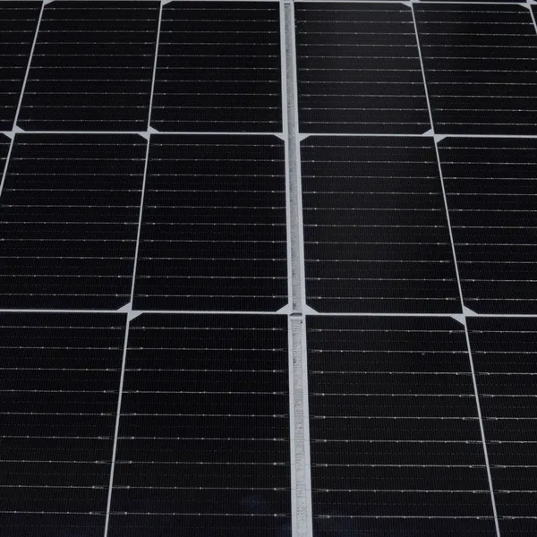Mirekold Cheap A Grade Half Cell 500w 4900w 480w 450w 555w Eff. 21.5%, Solar Cell Module Panel Array for Home photo-3