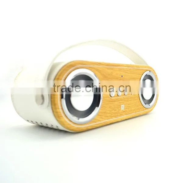 RM2-2 Waterproof Outdoor Bluetooth V4.0 Wireless Speaker With Power Bank NFC Supported photo-2
