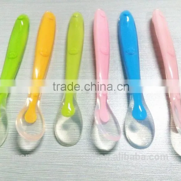 High Quality BPA Free Durable& Flexible Silicone Baby Feeding Spoon photo-4
