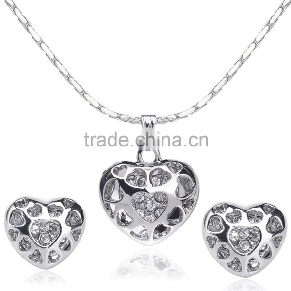 Fashion Ladies Alloy Stud Earrings And Necklaces Austrian Crystal Rhinestone 18kgp Heart Gold Jewelry Set Supplier's Choice
