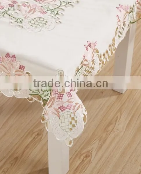 Good Quality Hand Made Embroidery Table Linen photo-2