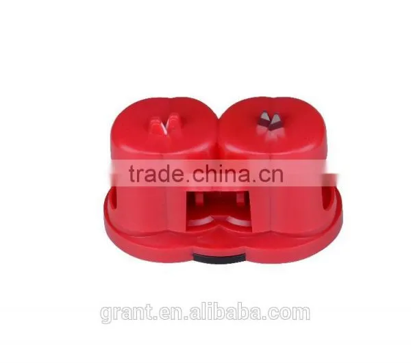 Shark Sharpens Kitchen Knife Sharpener photo-3