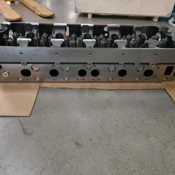 5658287 QSX15 Cylinder Head Assembly photo-2